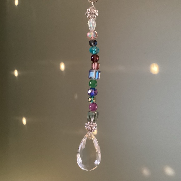 Handcrafted beaded sun catcher with chandelier crystal and lobster claw closure - Picture 2 of 6